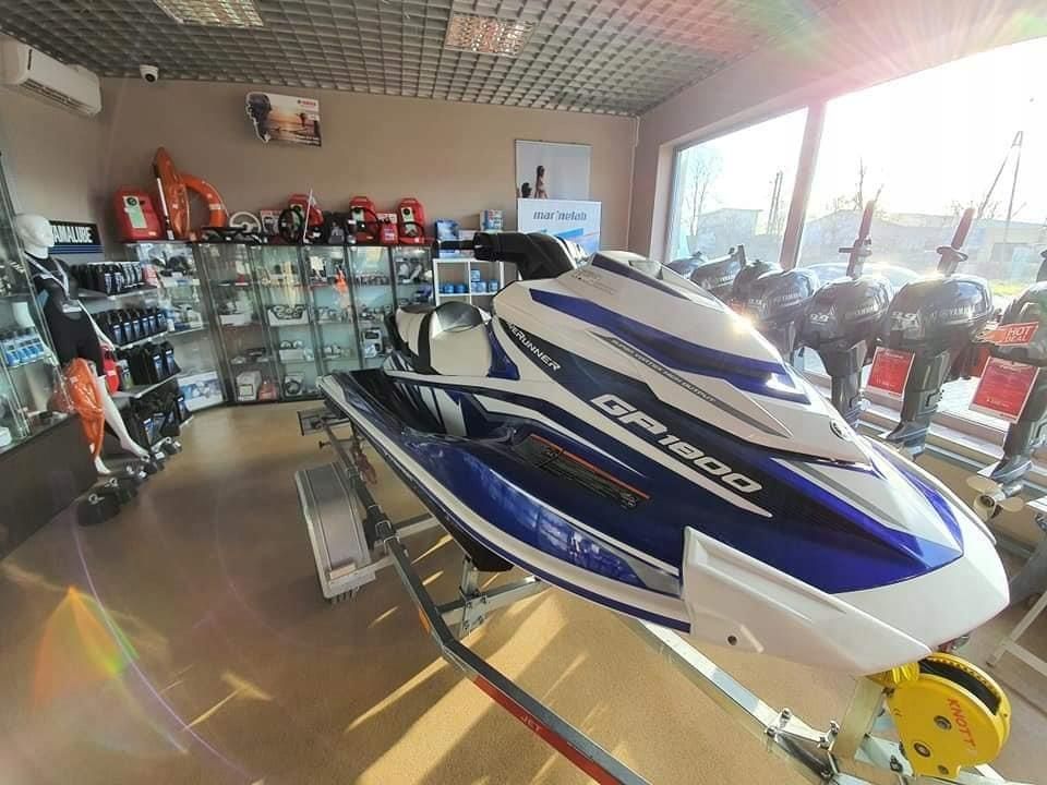 Skuter wodny Yamaha GP1800 2018r 13,5mth! 250KM! - zdjęcie 2 Skuter wodny Yamaha GP1800 2018r 13,5mth! 250KM!