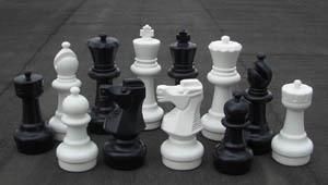 Sunrise Chess & Games Mały zestaw szachów ogrodowych (król 30 cm)