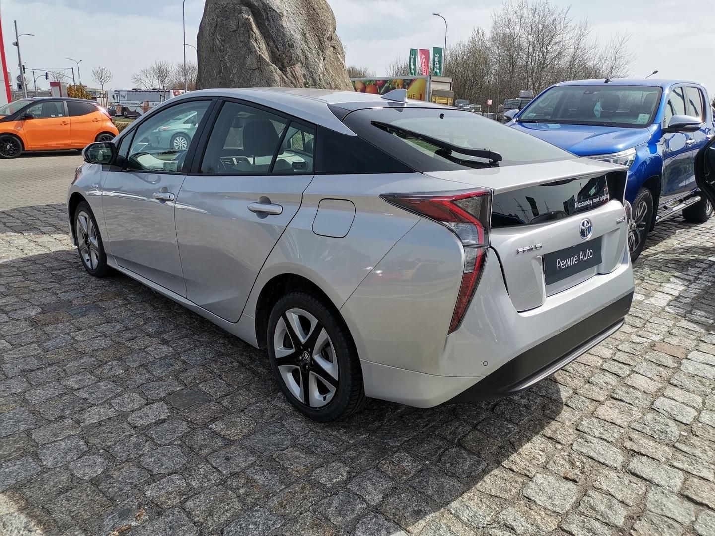 Toyota Prius 1.8 Hybrid Premium IV (2015-2020) - Opinie i