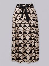 Zdjęcie Spódnica w czarne i beżowe trójkąty - Łazy