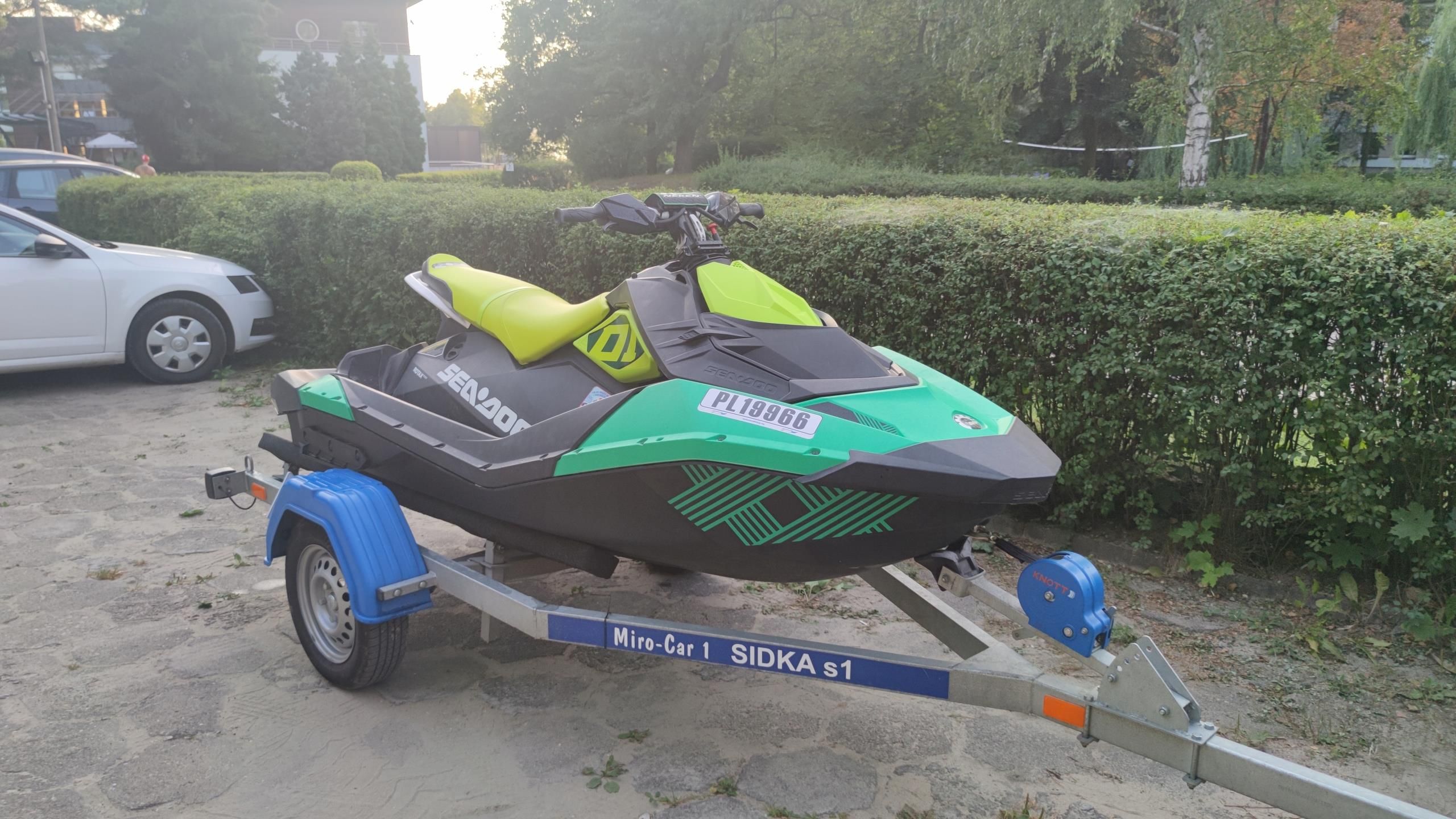 Spark Trixx 3UP 90KM FVAT 2020r. + przyczepa - zdjęcie 4 Spark Trixx 3UP 90KM FVAT 2020r. + przyczepa