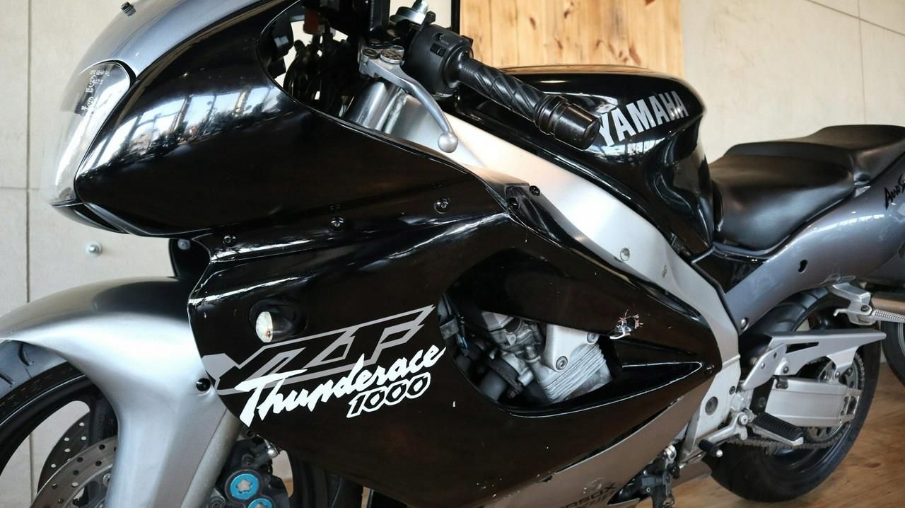 Yamaha YZF (Thunderace 1000 yzf1000) PIĘKNA