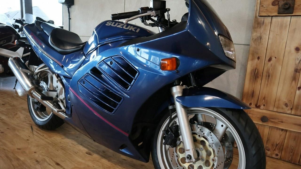 Suzuki RF (RF600) bezwypadkowy #