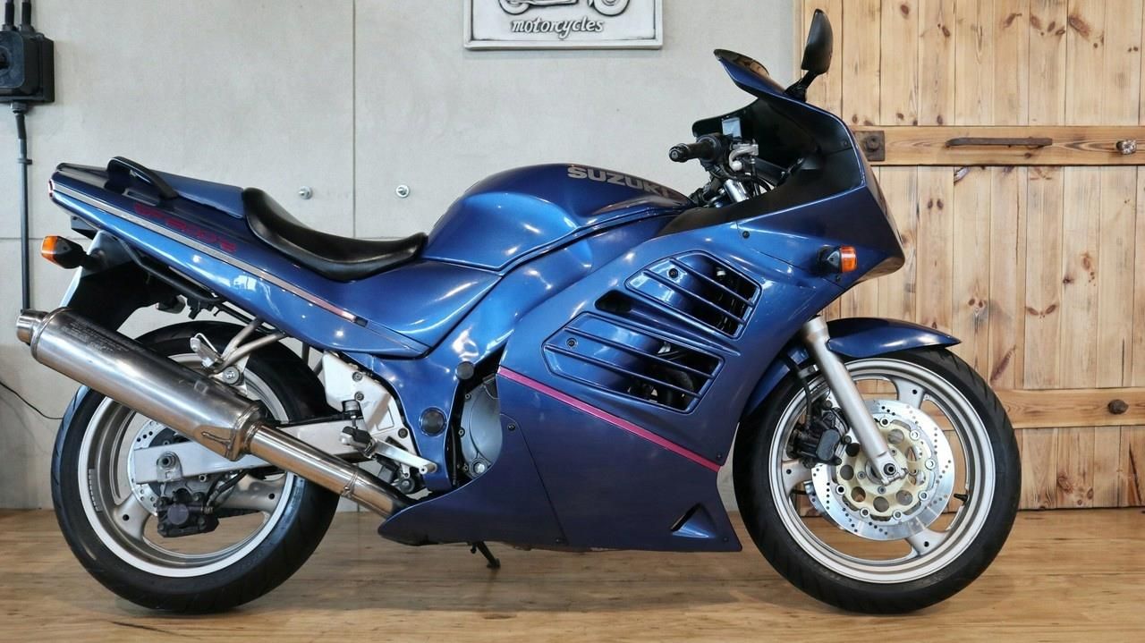 Suzuki RF (RF600) bezwypadkowy #