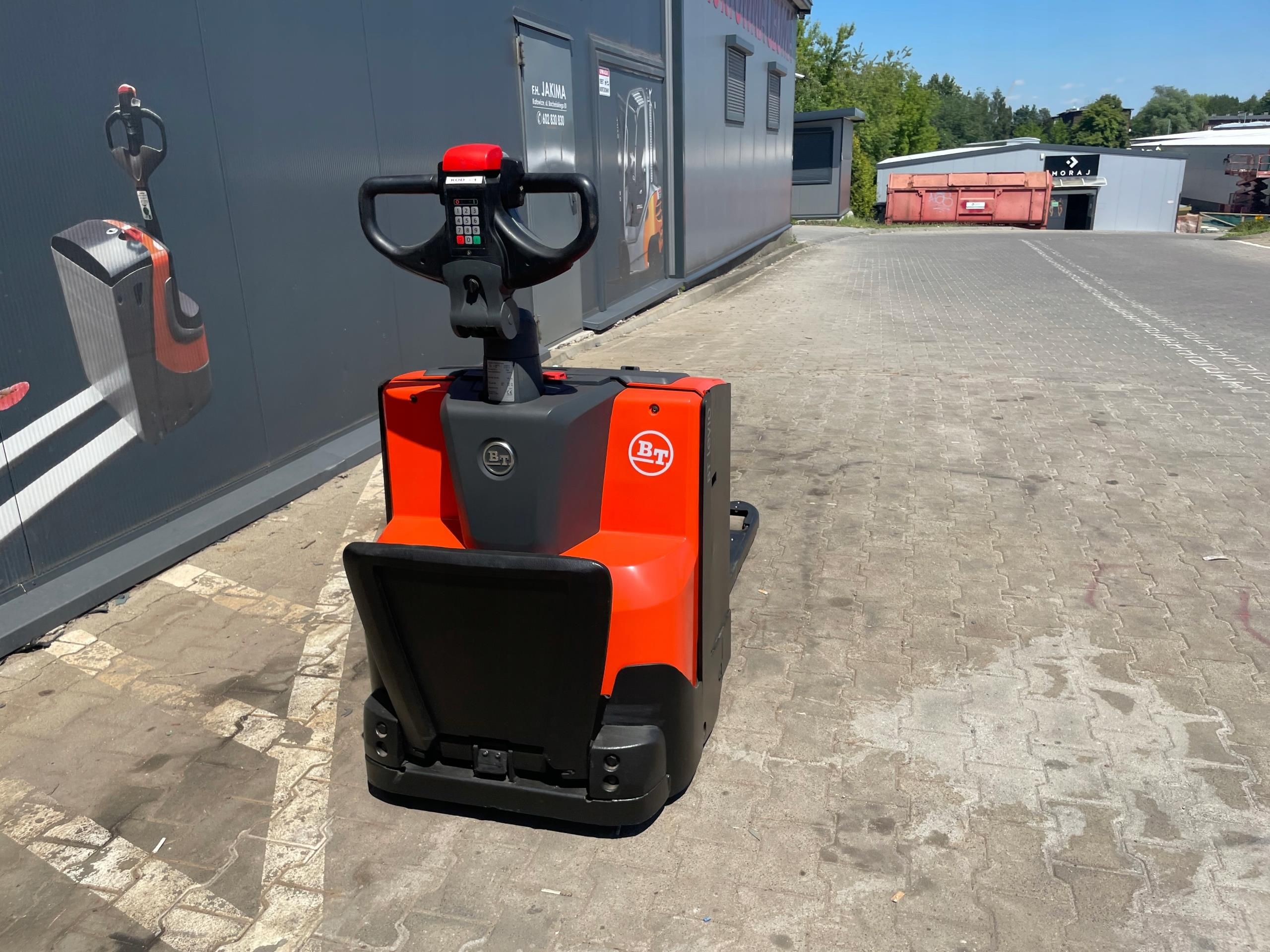 Paleciak Elektryczny Toyota BT 2000 Kg Z Podestem Opinie I Ceny Na paleciak-elektryczny-toyota-bt-2000-kg-z-podestem-opinie-i-ceny-na