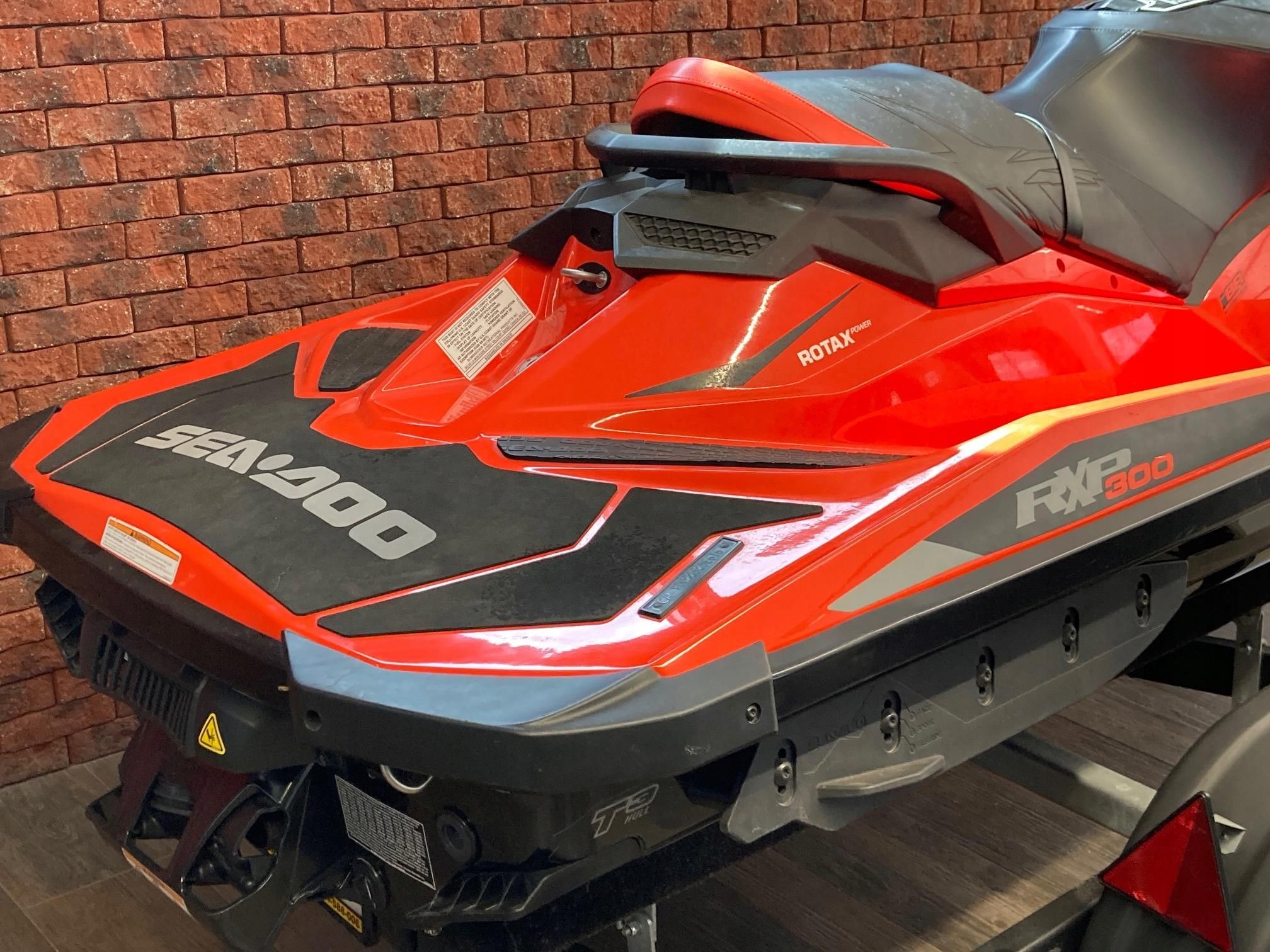 Skuter Wodny Sea-Doo RXP 300 RS 2016r 23 mth - zdjęcie 1 Skuter Wodny Sea-Doo RXP 300 RS 2016r 23 mth