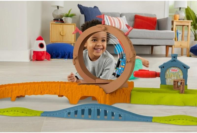 Fisher-Price Tomek i Przyjaciele Epicka pętla - Plac remontowy Zestaw HJL20