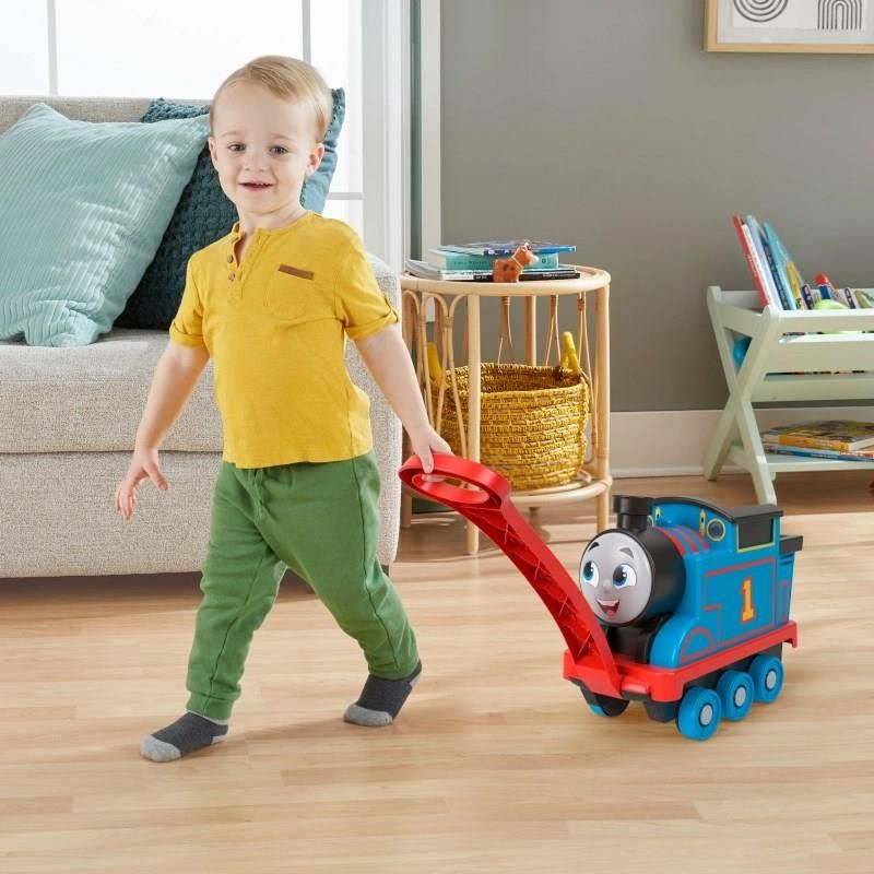 Fisher-Price Tomek i Przyjaciele Duży Tomek do ciągnięcia HHN32 - zdjęcie 4 Fisher-Price Tomek i Przyjaciele Duży Tomek do ciągnięcia HHN32