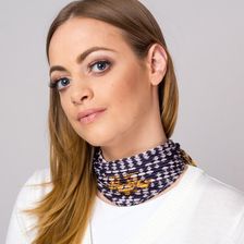 Zdjęcie Plisowana apaszka w granatowo-białą kratę - Poznań