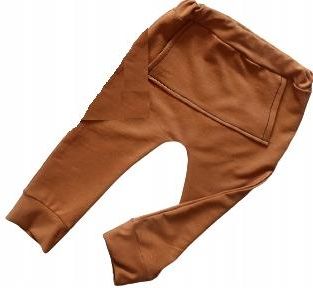 Spodnie karmelowe z kieszonką rozmiar 128