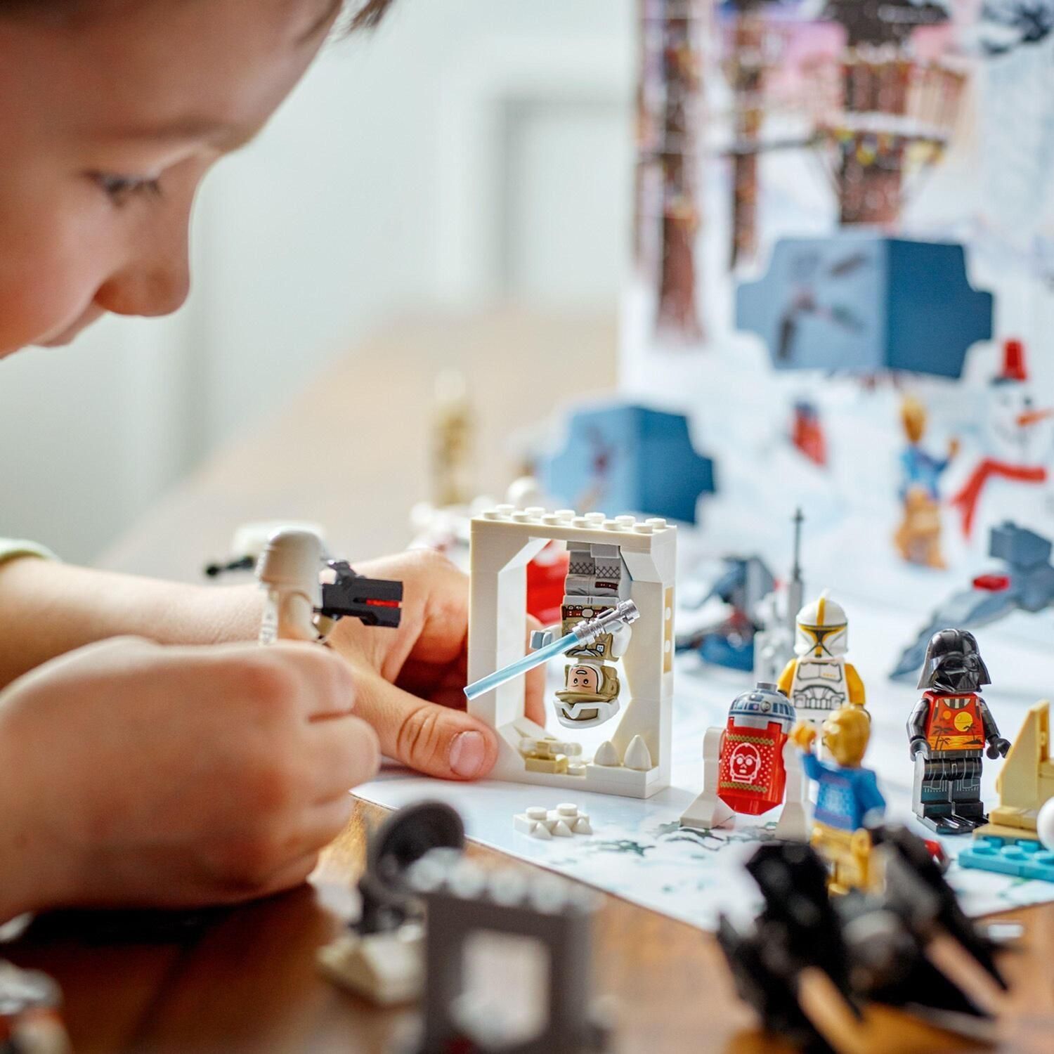 LEGO Star Wars 75340 Kalendarz adwentowy - zdjęcie 6 LEGO Star Wars 75340 Kalendarz adwentowy
