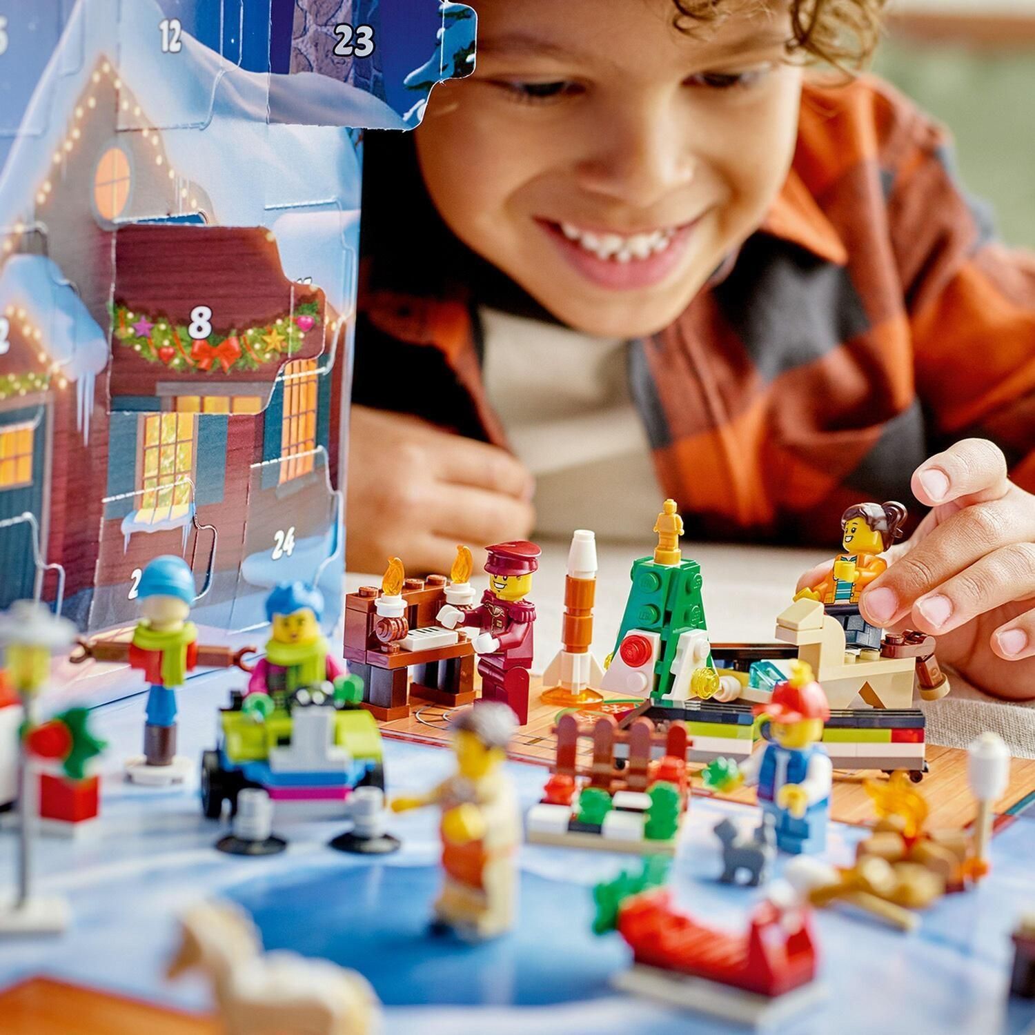 LEGO City 60352 Kalendarz adwentowy - zdjęcie 3 LEGO City 60352 Kalendarz adwentowy
