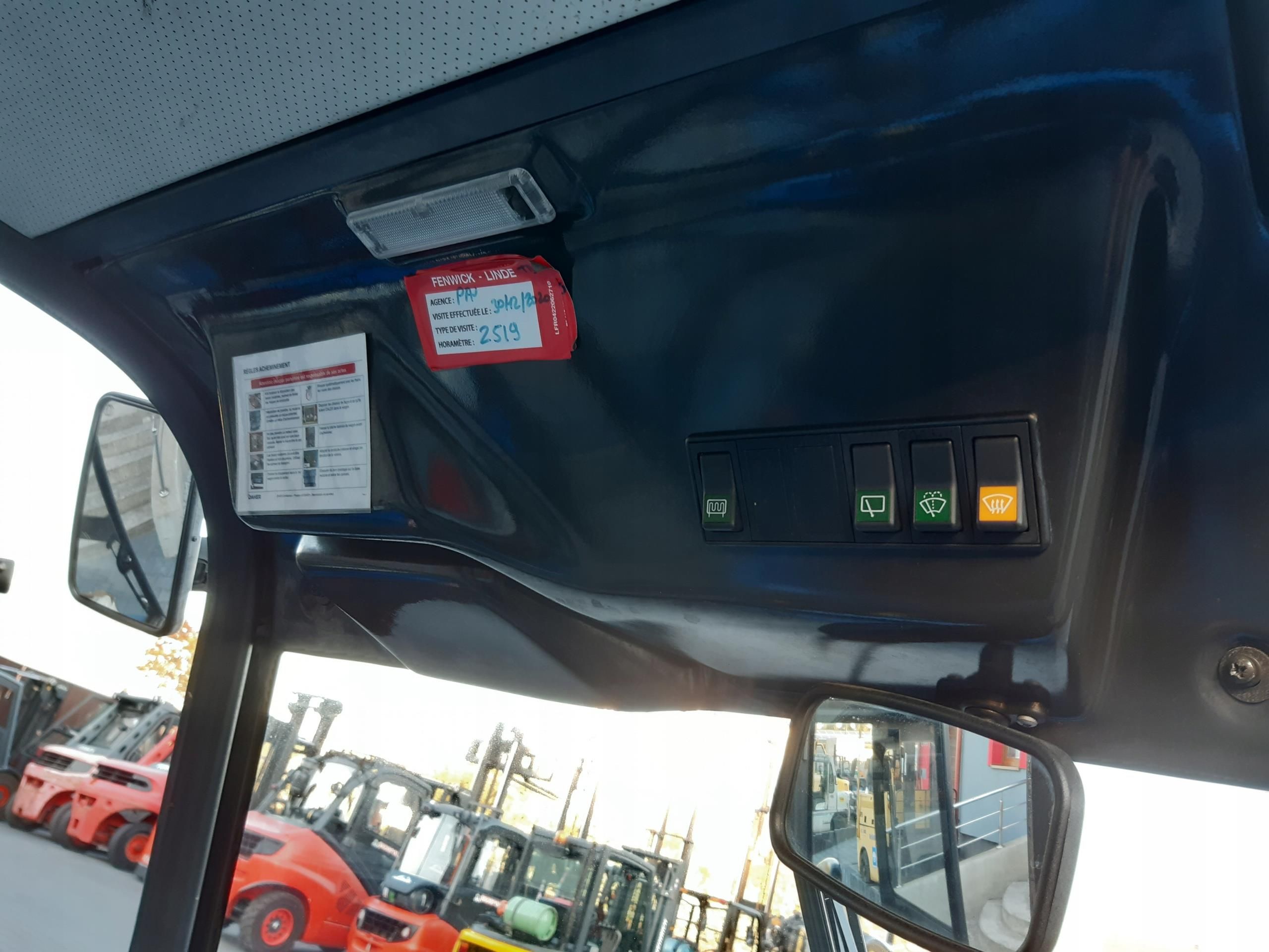 TRAKTOR PRZEMYSŁOWY ELEKTRYCZNY LINDE P 60 - zdjęcie 1 TRAKTOR PRZEMYSŁOWY ELEKTRYCZNY LINDE P 60