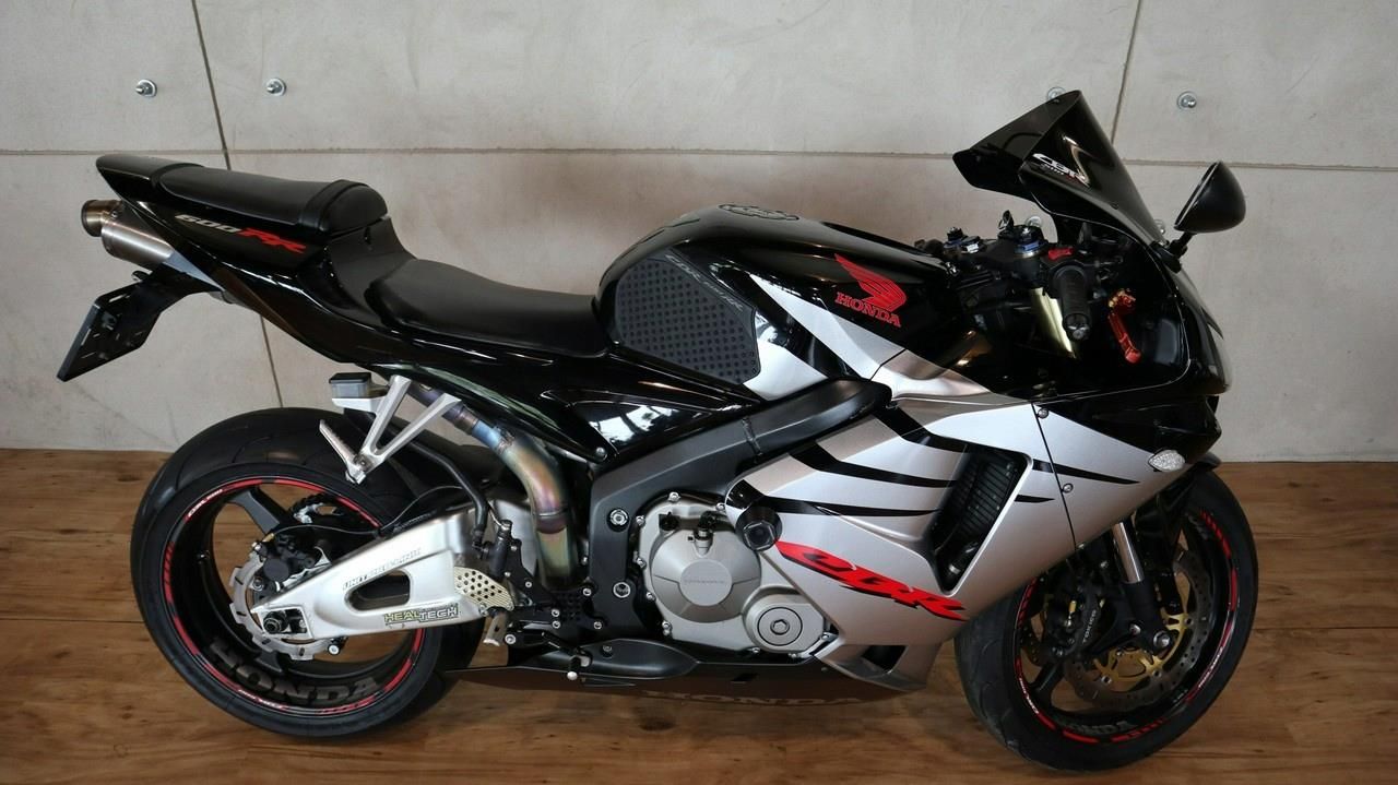 Honda CBR (CBR600rr) ## piękny motocykl honda