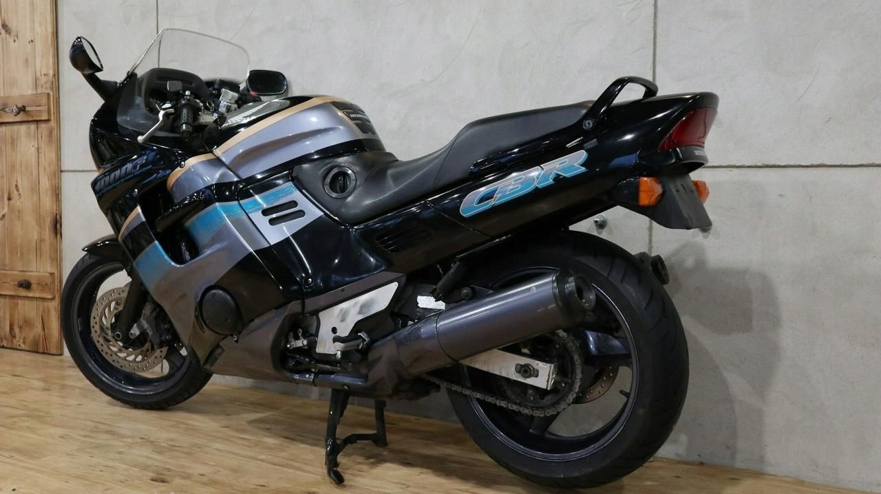 Honda CBR (CBR1000) ## piękny motocykl honda