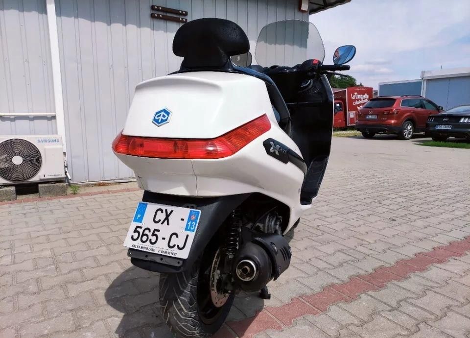 Piaggio Xevo