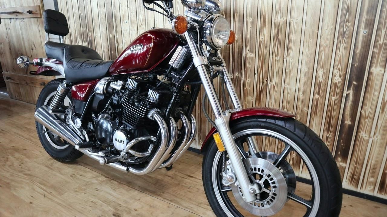 Yamaha Maxim (XJ700 MAXIM) PIĘKNA xj700 w - zdjęcie 4 Yamaha Maxim (XJ700 MAXIM) PIĘKNA xj700 w