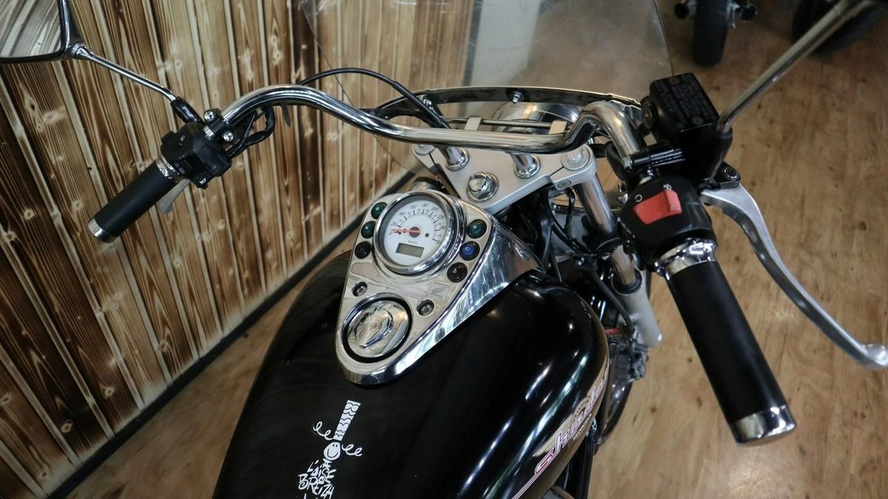 Honda Shadow (VT 125) VT 125 NA B - zdjęcie 5 Honda Shadow (VT 125) VT 125 NA B