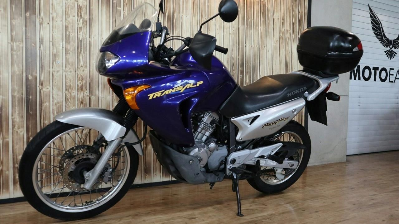 Honda Transalp (TRANSALP 650) ## piękny motocykl - zdjęcie 5 Honda Transalp (TRANSALP 650) ## piękny motocykl