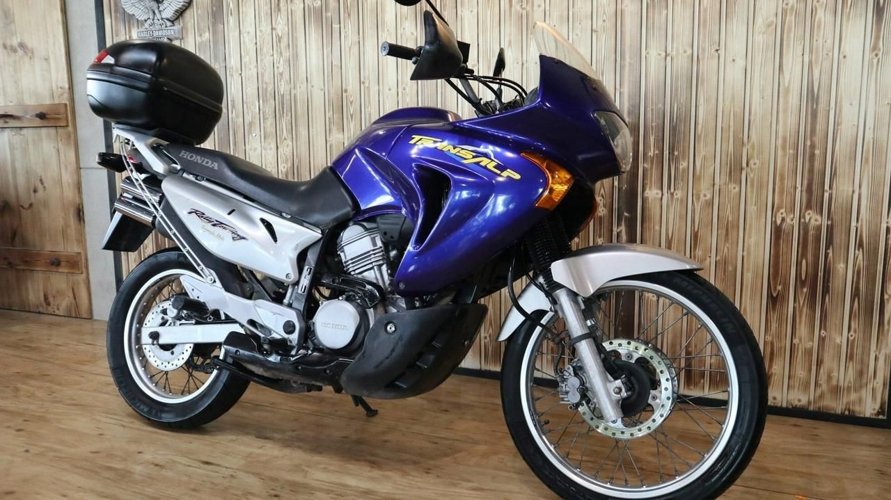 Honda Transalp (TRANSALP 650) ## piękny motocykl - zdjęcie 7 Honda Transalp (TRANSALP 650) ## piękny motocykl