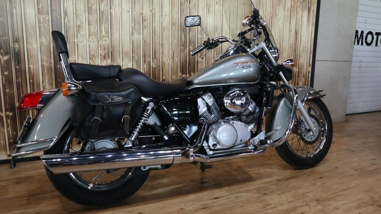 Honda Shadow (VT 125) VT 125 NA B stan - zdjęcie 2 Honda Shadow (VT 125) VT 125 NA B stan