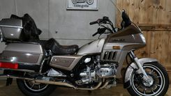 Honda GL (Gold Wing) GL (Gold Wing) (GL 1200 - Motocykle szosowo-turystyczne