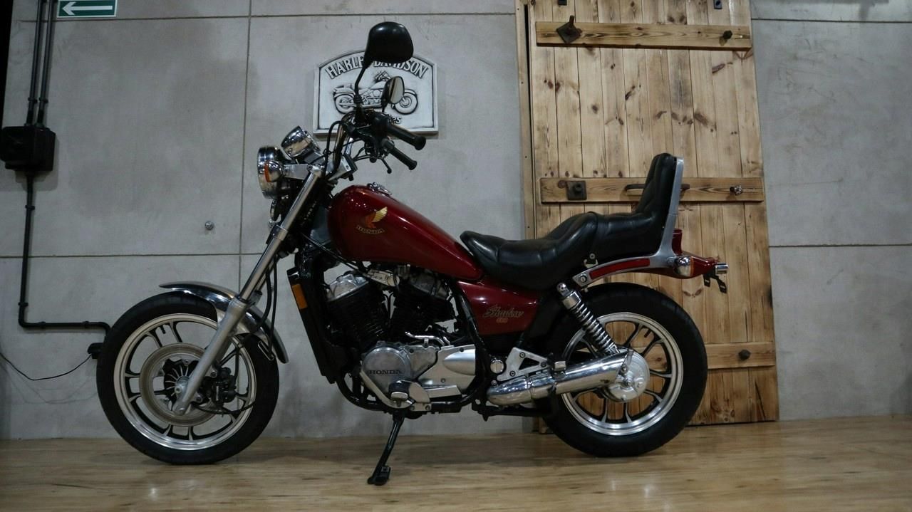 Honda Shadow (VT 500) VT SHADOW Piękna i Zadbana