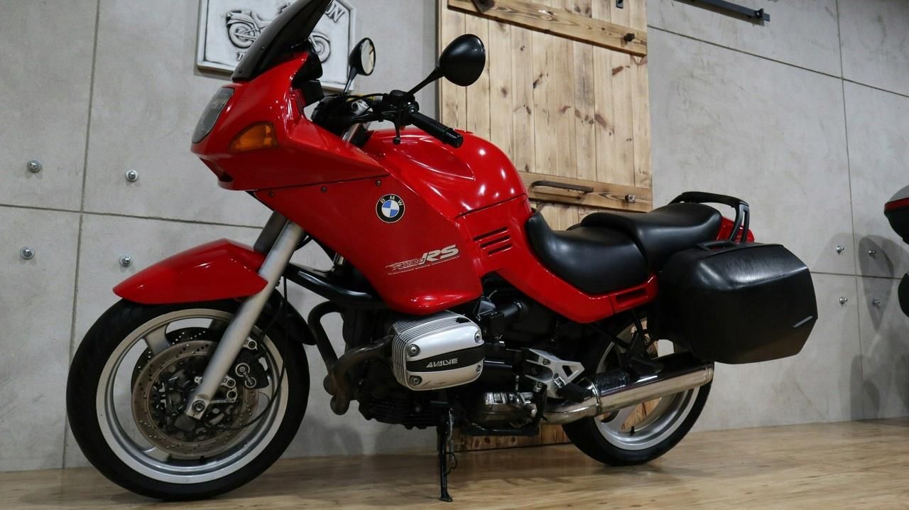 BMW R (R1100RS) ## Piękny motocykl BMW R 1100 S - zdjęcie 7 BMW R (R1100RS) ## Piękny motocykl BMW R 1100 S