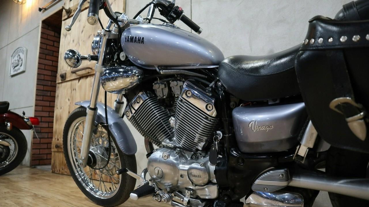 Yamaha Virago (535 VIRAGO) bardzo łądna - zdjęcie 4 Yamaha Virago (535 VIRAGO) bardzo łądna