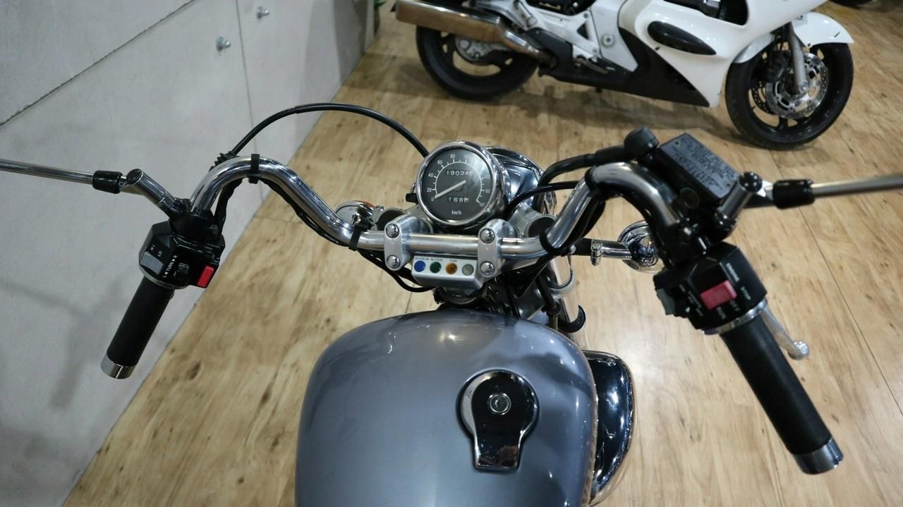 Yamaha Virago (535 VIRAGO) bardzo łądna - zdjęcie 5 Yamaha Virago (535 VIRAGO) bardzo łądna