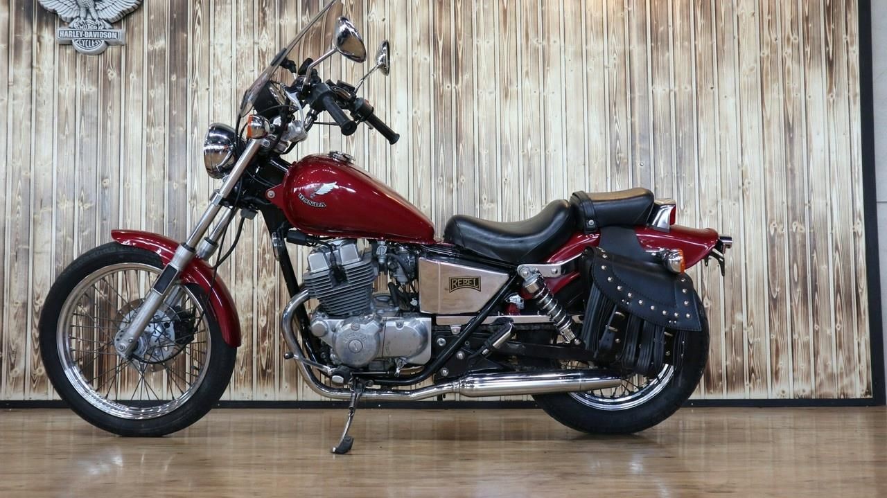 Honda CMX (250) rebel Piękna i Zadbana opłacona - zdjęcie 4 Honda CMX (250) rebel Piękna i Zadbana opłacona