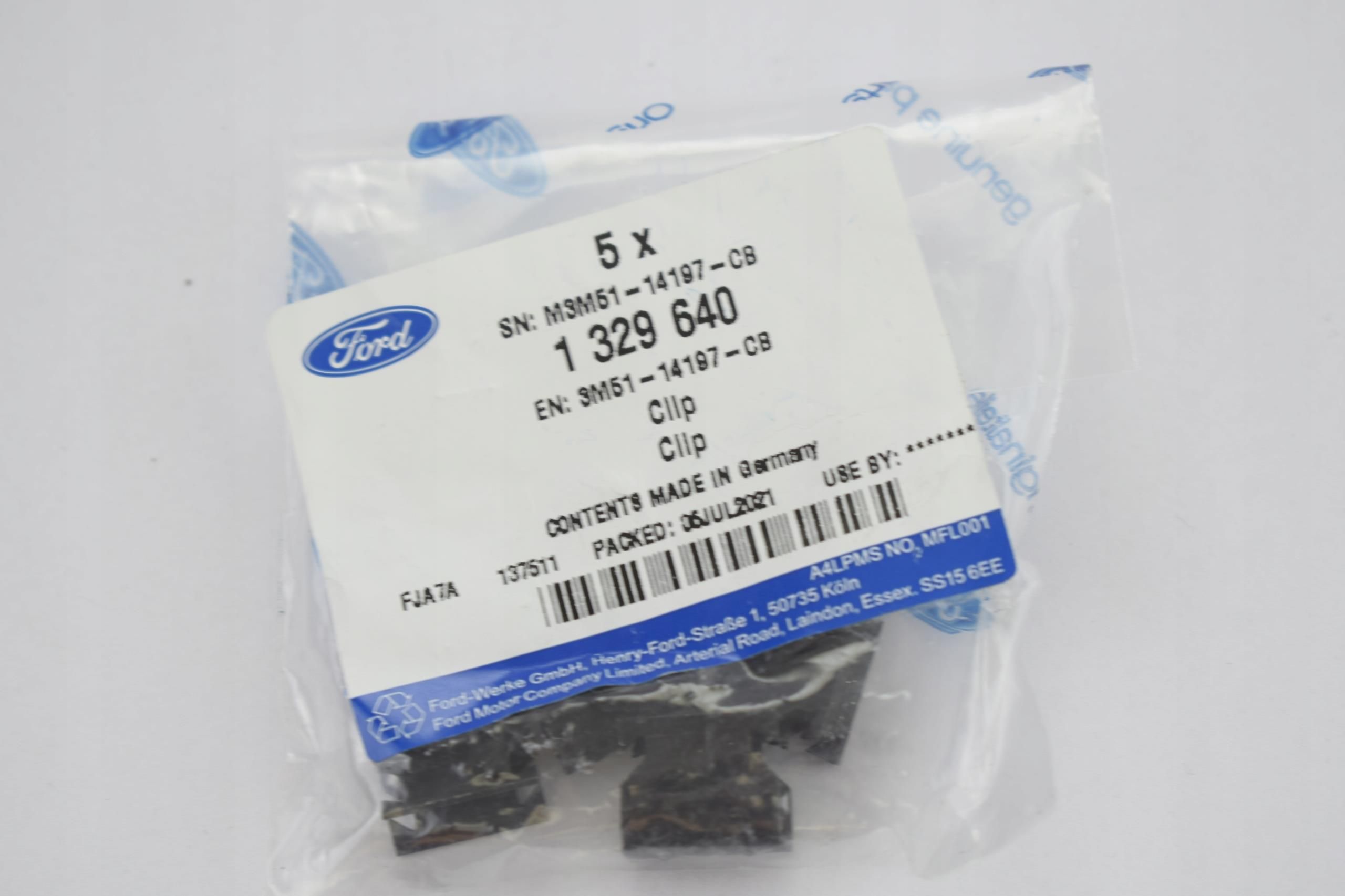 Listwa boczna Ford Oe 1329640 Zacisk Spinka Podszybia - Opinie i ceny ...