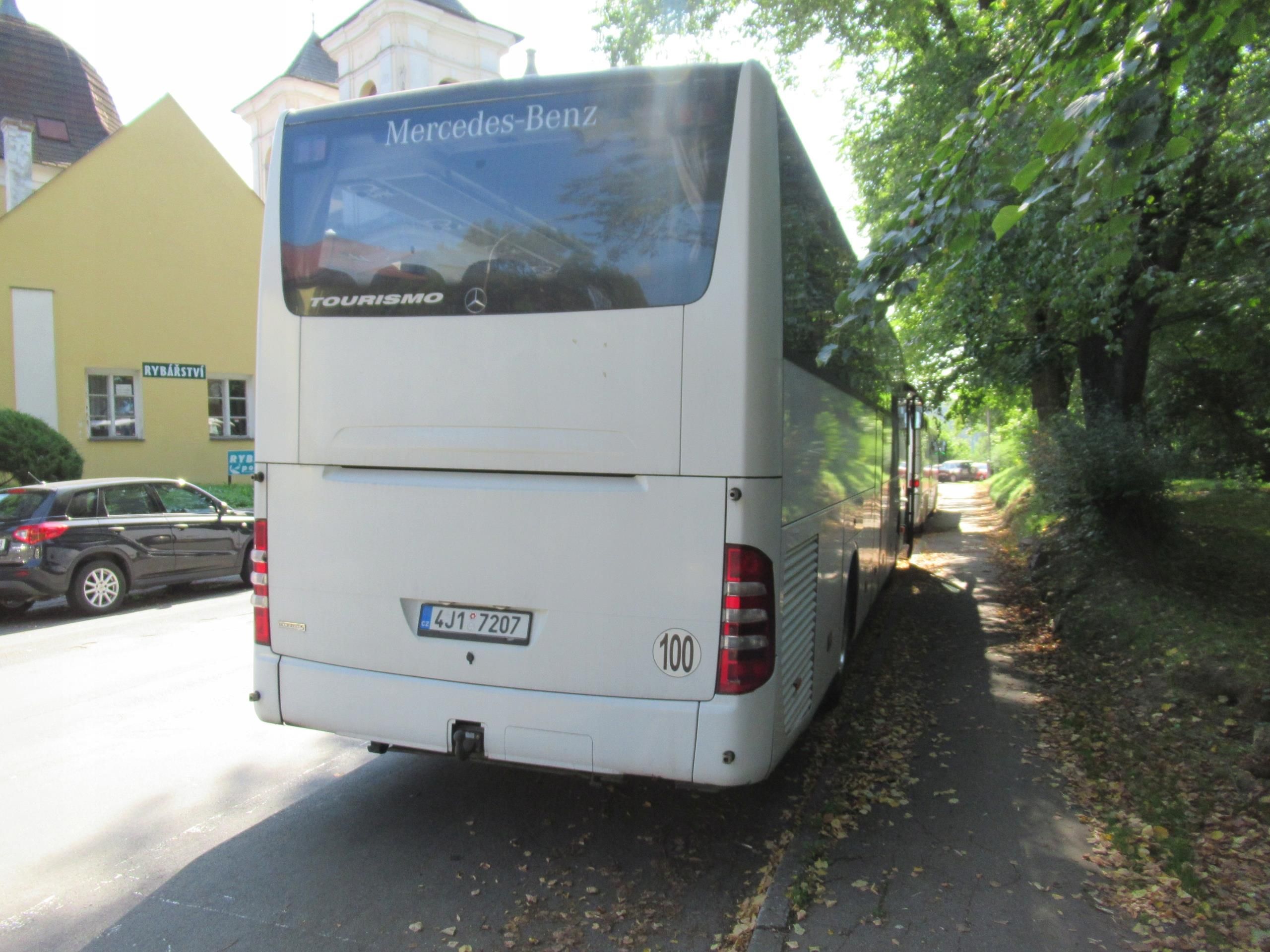 Mercedes-Benz Tourismo RHD