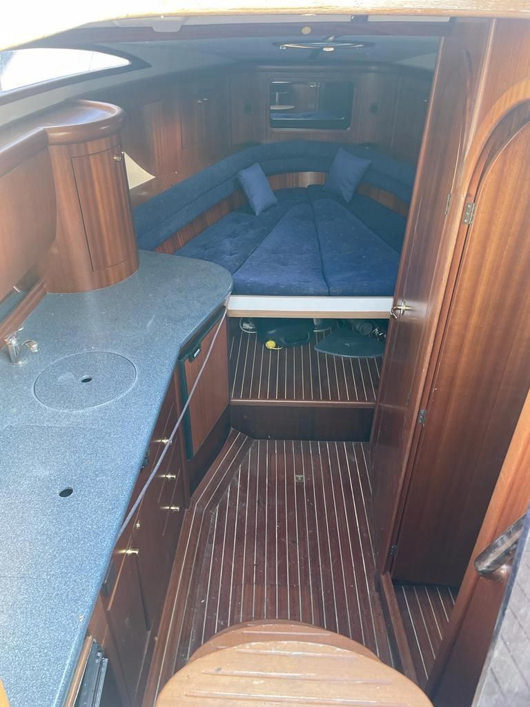 Galeon 990 | Model 2002 - zdjęcie 1 Galeon 990 | Model 2002