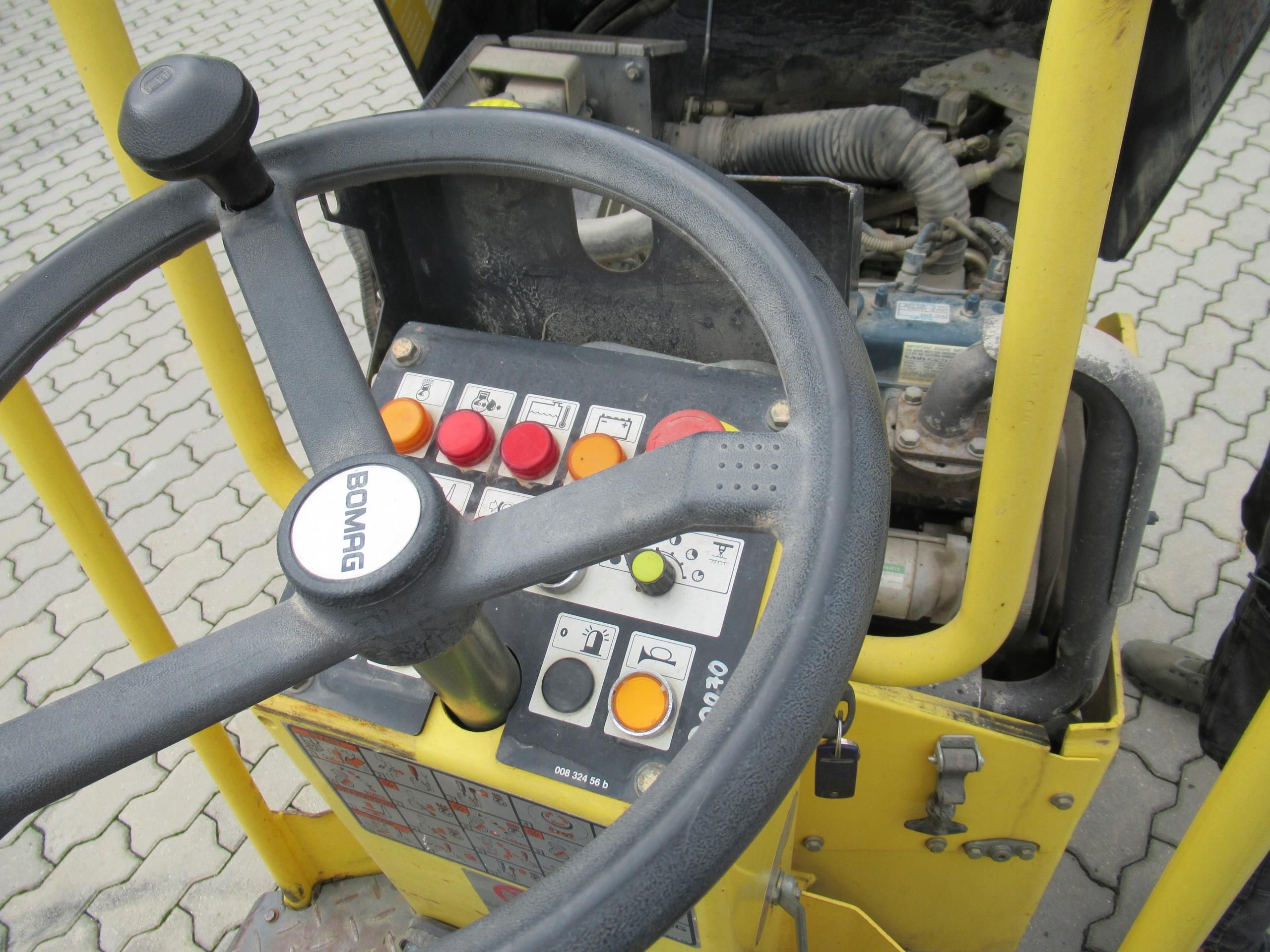 Bomag Walec Bw80 Ad-2 - zdjęcie 2 Bomag Walec Bw80 Ad-2
