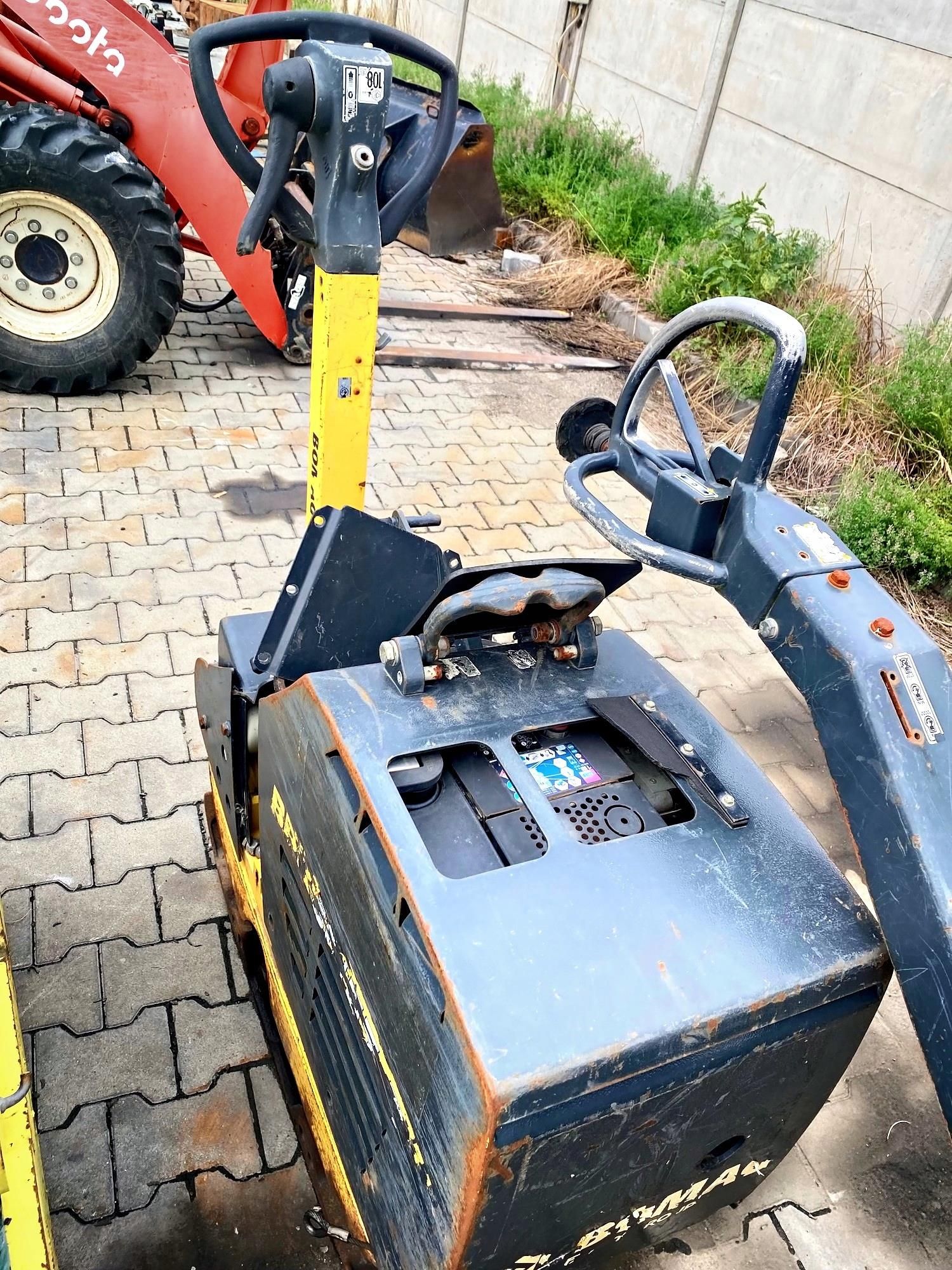 Bomag Zagęszczarka Rewersyjna Bpr Ubijak Płytowy - zdjęcie 5 Bomag Zagęszczarka Rewersyjna Bpr Ubijak Płytowy