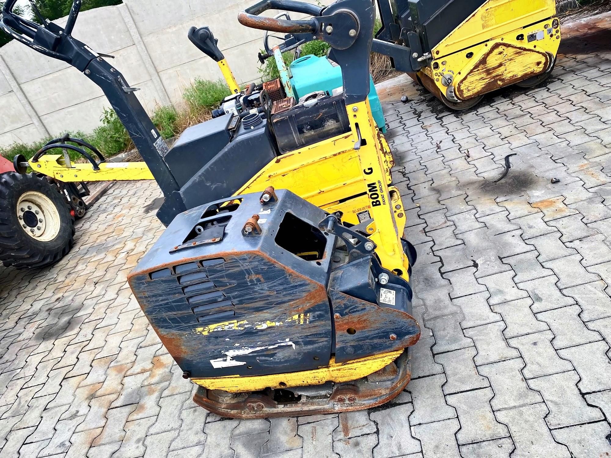 Bomag Zagęszczarka Rewersyjna Bpr Ubijak Płytowy - zdjęcie 7 Bomag Zagęszczarka Rewersyjna Bpr Ubijak Płytowy