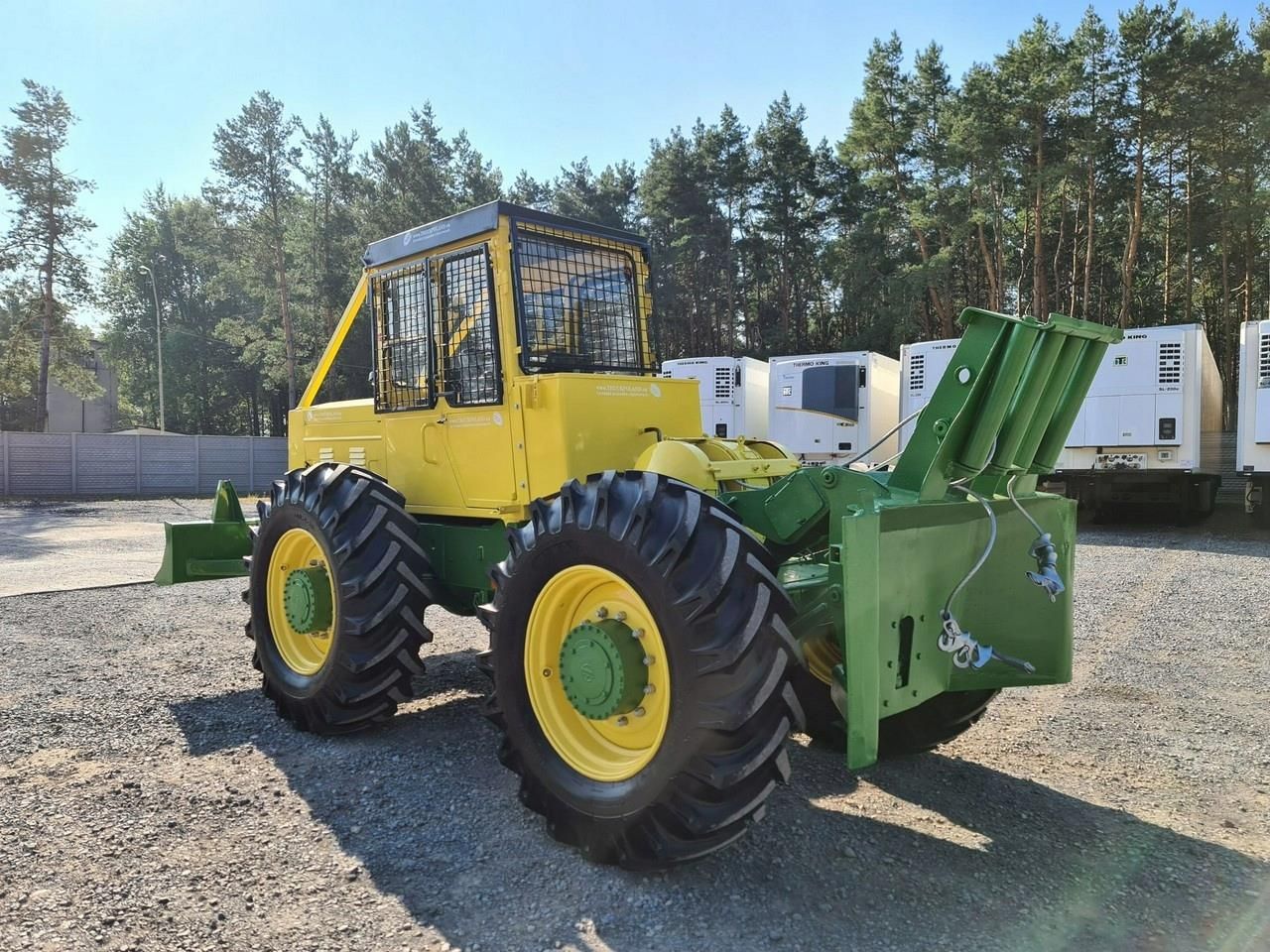 LKT 81 Turbo Skider Ciągnik leśny ZTS 4x4 2007 - zdjęcie 4 LKT 81 Turbo Skider Ciągnik leśny ZTS 4x4 2007