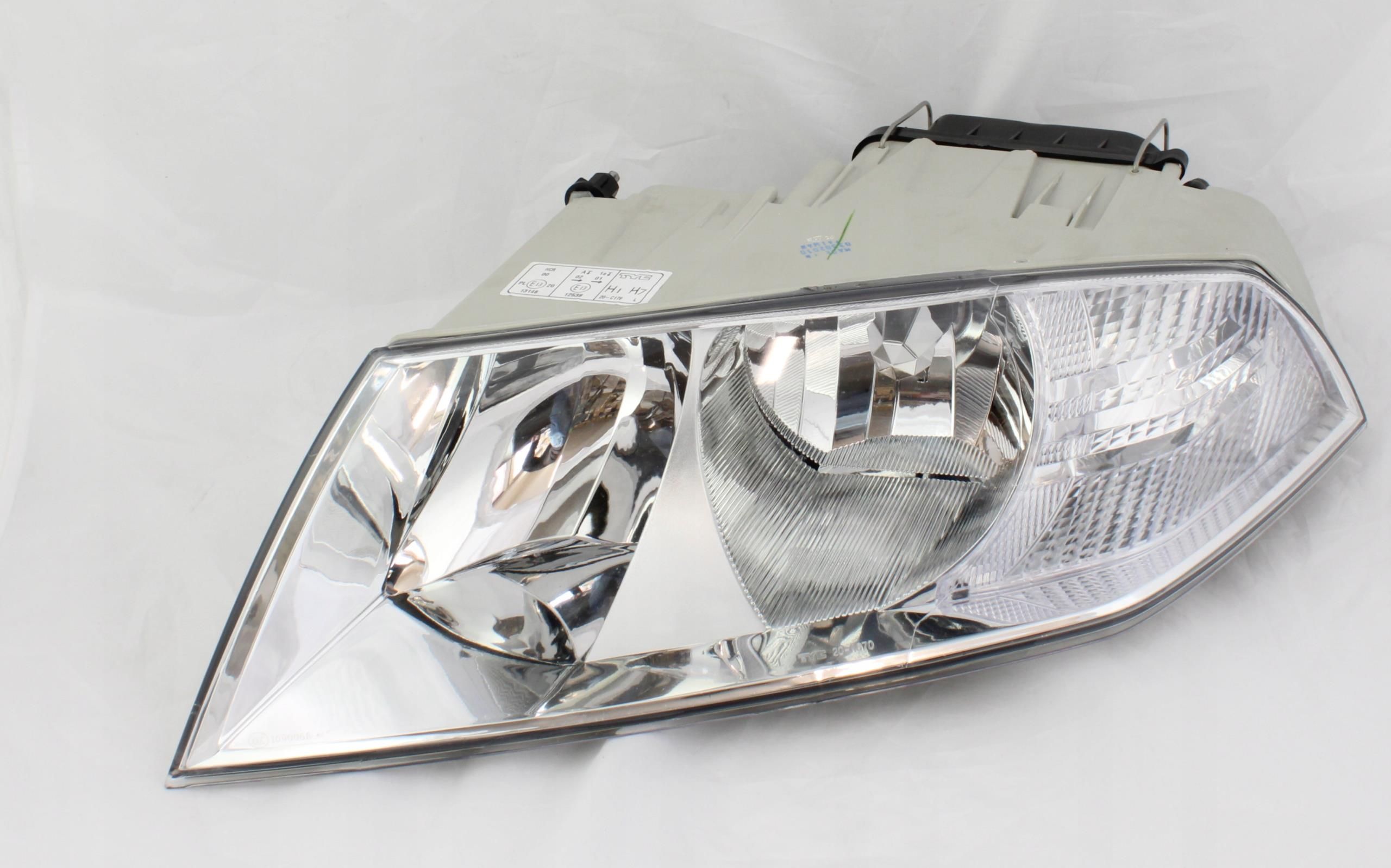 Lampa Przednia Tyc Reflektor Przedni Lewy Skoda Octavia Ii Opinie I Ceny Na Ceneo Pl