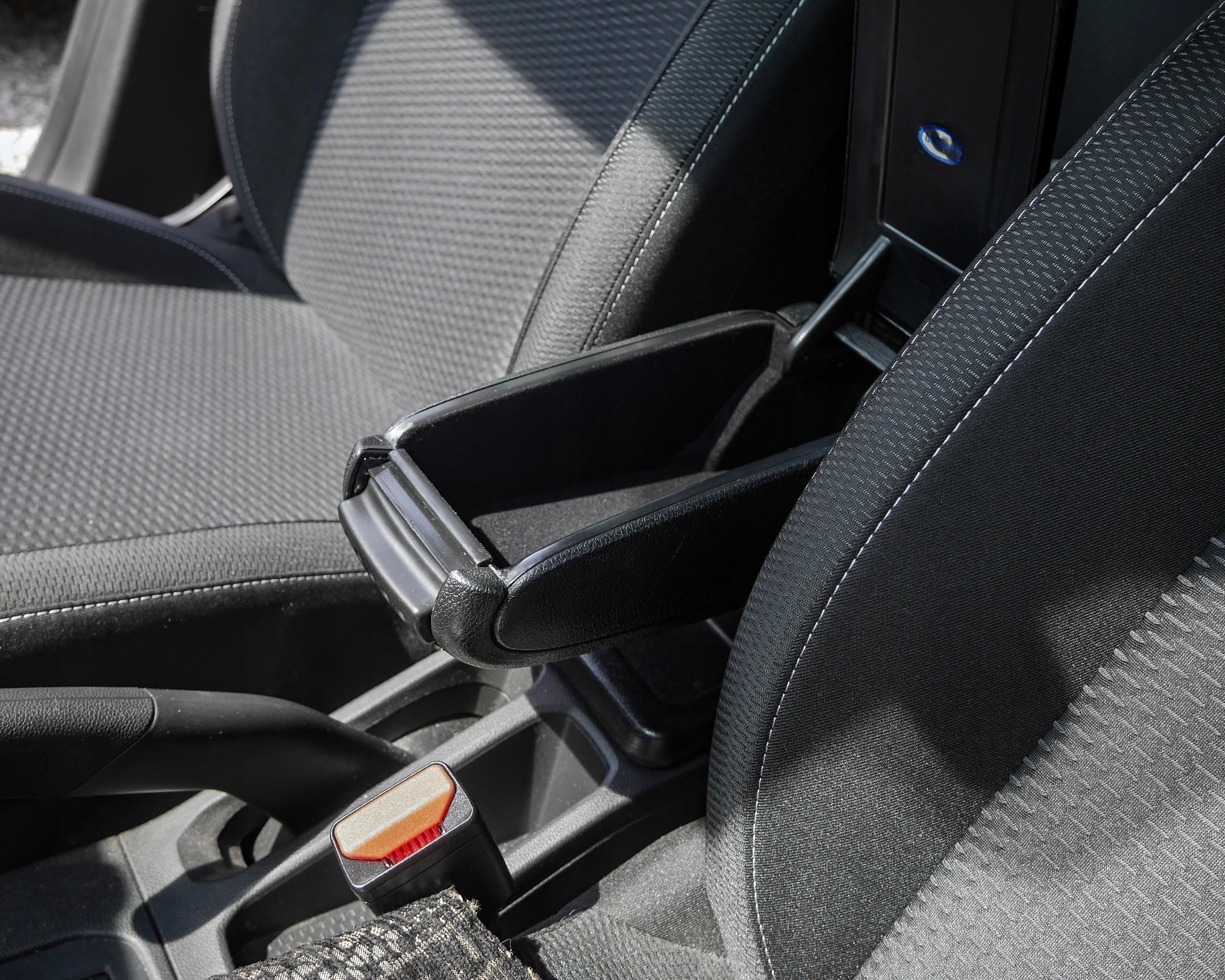 Omtec Podłokietnik Dedykowany Dacia Duster 2018 Plus 2025603 - zdjęcie 4 Omtec Podłokietnik Dedykowany Dacia Duster 2018 Plus 2025603