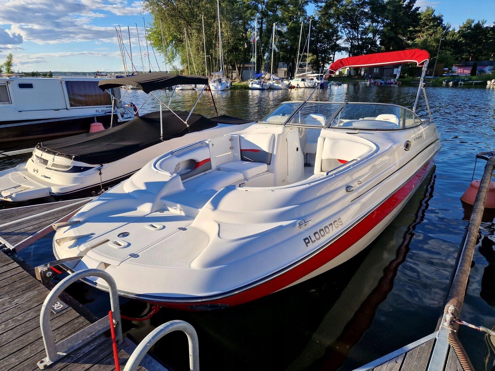 Motorówka Four Winns Funship 254 Volvo Penta 7,4 - zdjęcie 5 Motorówka Four Winns Funship 254 Volvo Penta 7,4