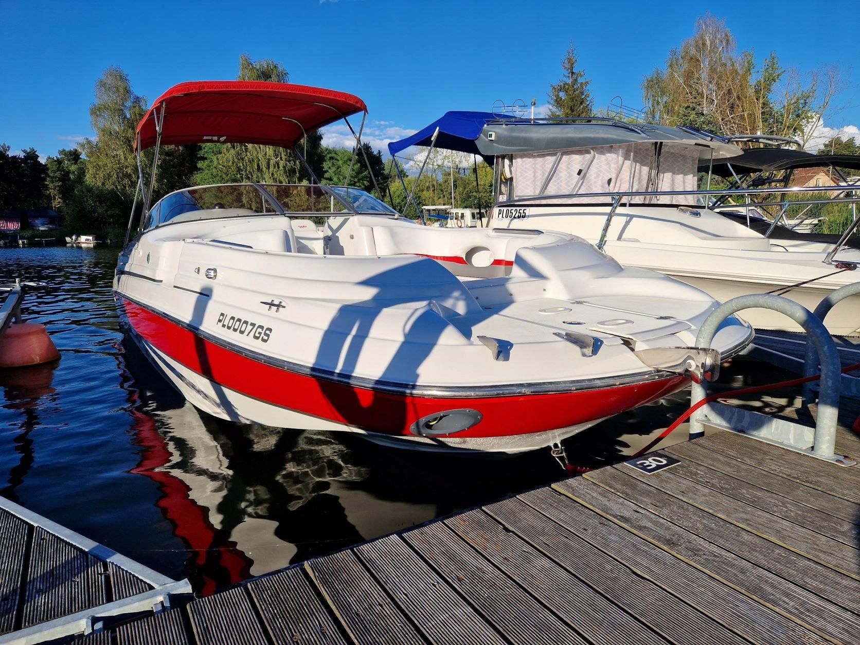 Motorówka Four Winns Funship 254 Volvo Penta 7,4 - zdjęcie 6 Motorówka Four Winns Funship 254 Volvo Penta 7,4