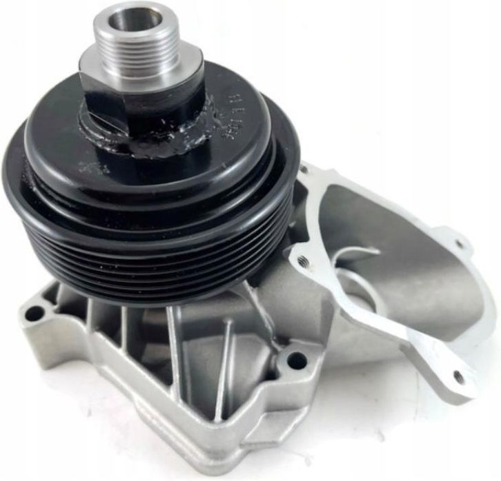 FEBI BILSTEIN Pompa Acqua Per Raffreddamento Motore 30969 | Compatibile Con VW Golf, Audi A3, Transporter | Ricambio Originale