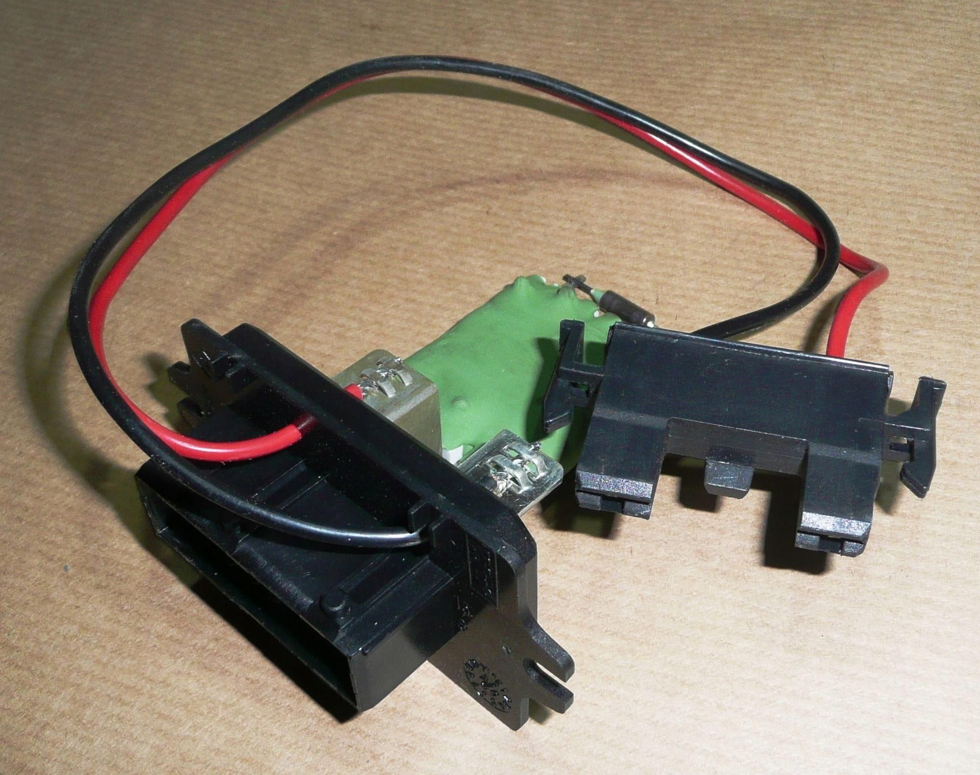 Renault Oe Opornik Dmuchawy Renault Clio II 7701050736 Oe - Opinie i ceny na Ceneo.pl