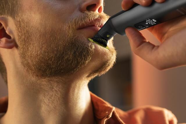 PHILIPS OneBlade 360 2 szt. QP420/50 - zdjęcie 5 PHILIPS OneBlade 360 2 szt. QP420/50