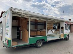 Mercedes Autosklep foodtruck food truck sklep - Samochody dostawcze