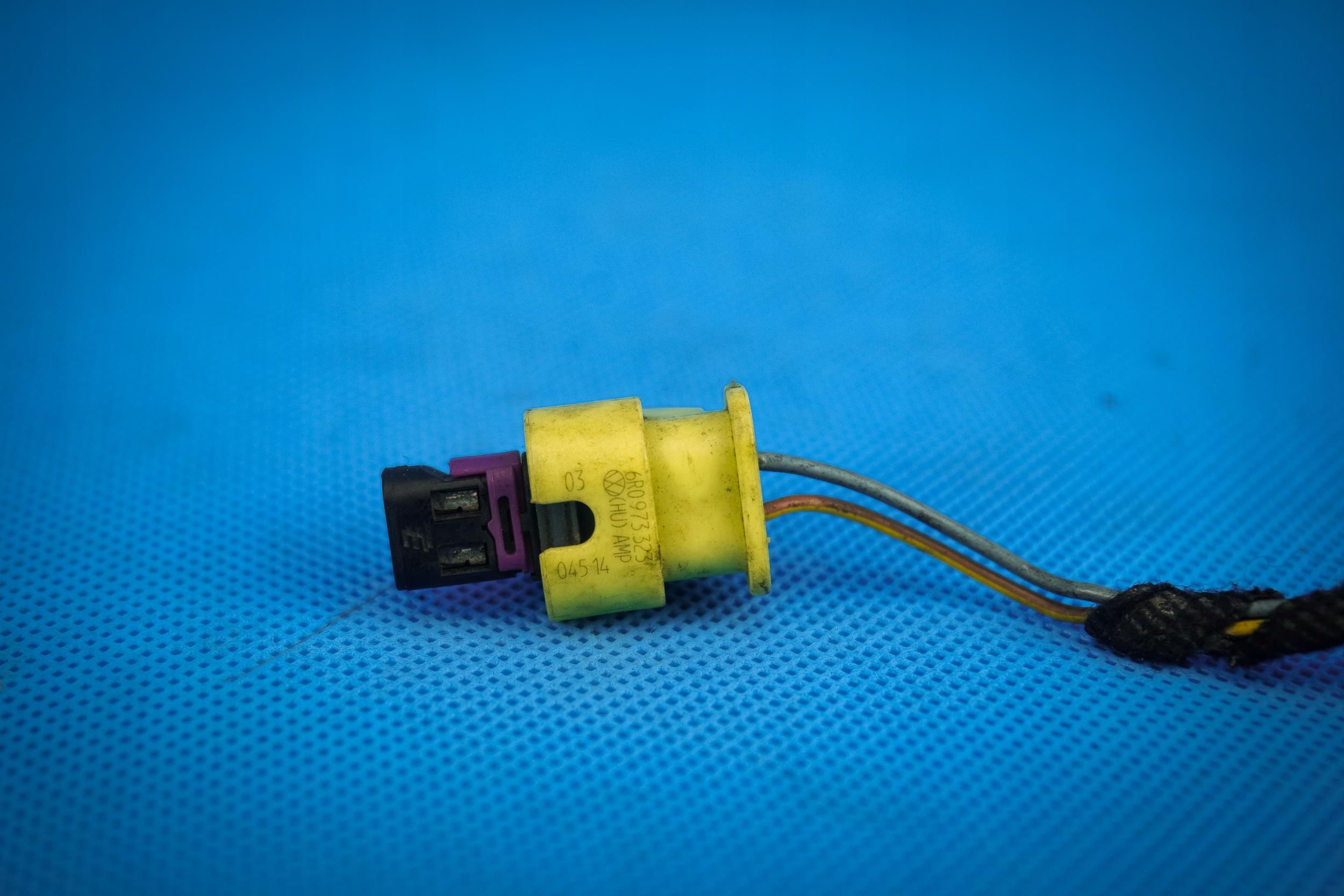 Audi Oe Wtyczka Kostka Vw Seat Skoda 6R0973323 - Opinie i ceny na Ceneo.pl