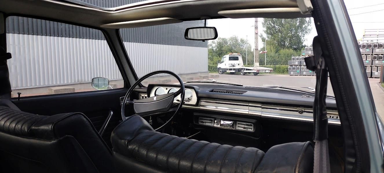 Francuski hrabia Peugeot 504 piękny oldtimer - zdjęcie 5 Francuski hrabia Peugeot 504 piękny oldtimer