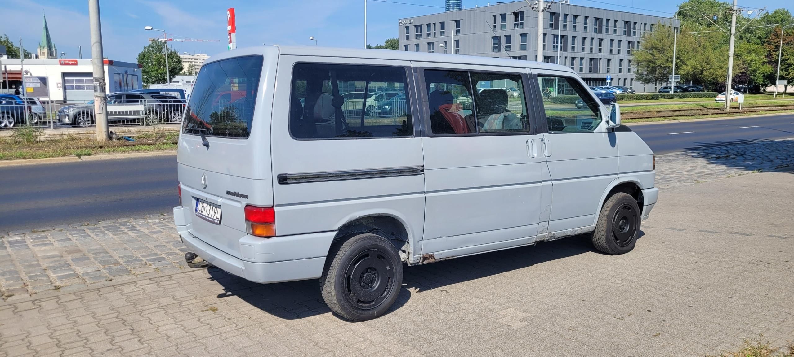 VW TRANSPORTER IV T4 MULTIVAN 7 OSÓB - zdjęcie 10 VW TRANSPORTER IV T4 MULTIVAN 7 OSÓB