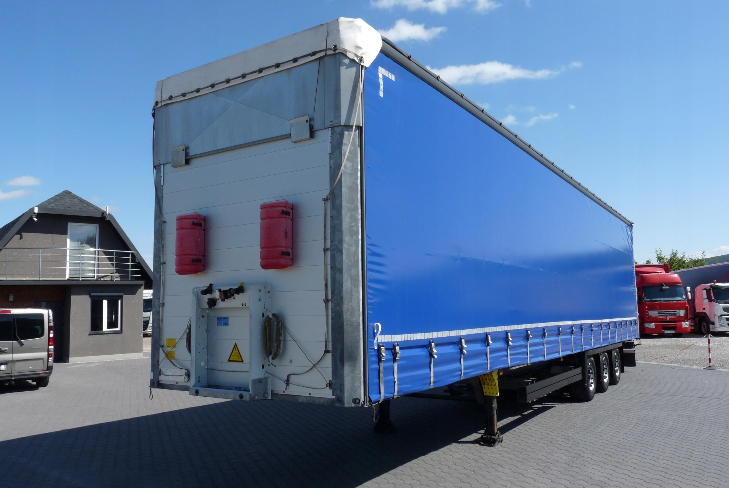 Schmitz Cargobull FIRANKA / OŚ PODNOSZONA / MEGA / - zdjęcie 5 Schmitz Cargobull FIRANKA / OŚ PODNOSZONA / MEGA /